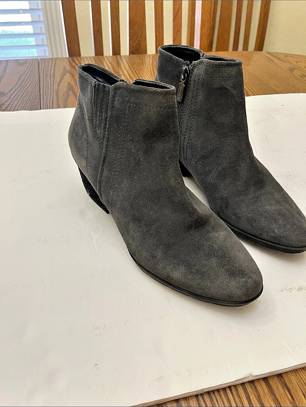 Blondo Waterproof Gray Ankle Boots US 9.5M